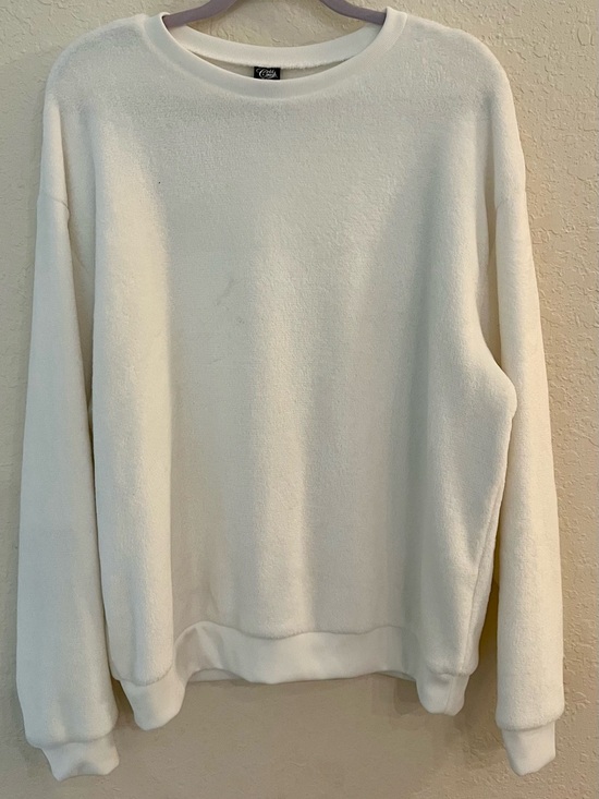 Cold Crush Sweaters - Cold Crush women’s white Crewneck Sweater size XL